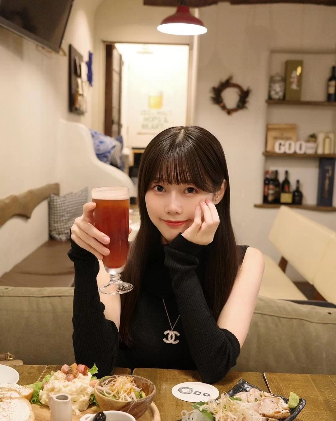 日本美女桃里れあ福利图赏 笑容甜美欧派白嫩饱满