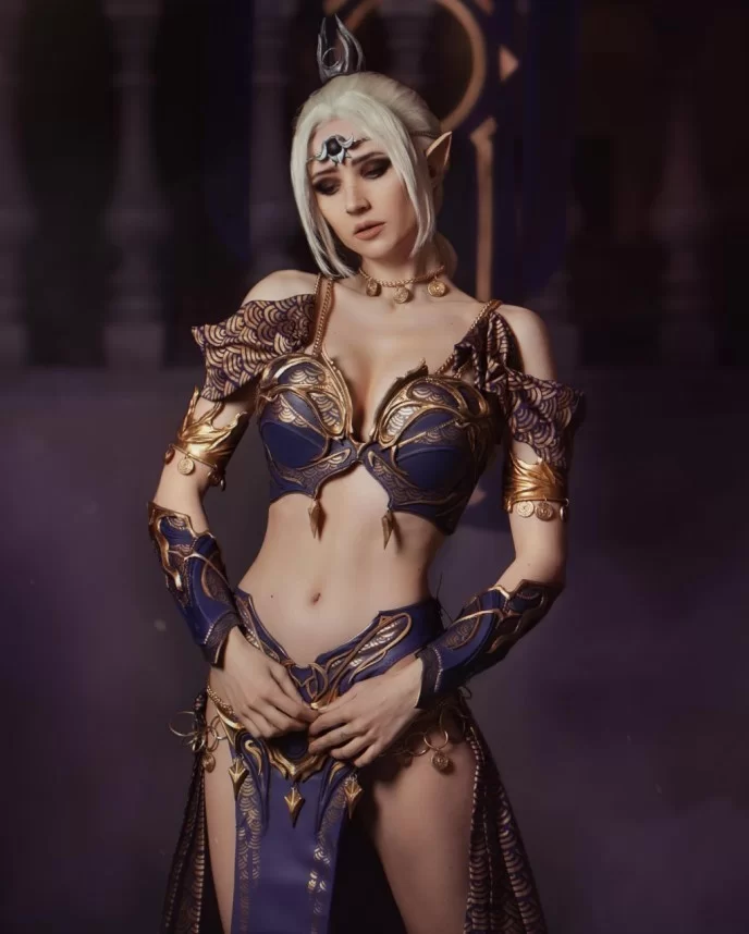 俄罗斯美女megalcarmen Cos图 身材绝佳长腿吸睛 俄罗斯美女megalcarmen Cos图 身材绝佳长腿吸睛