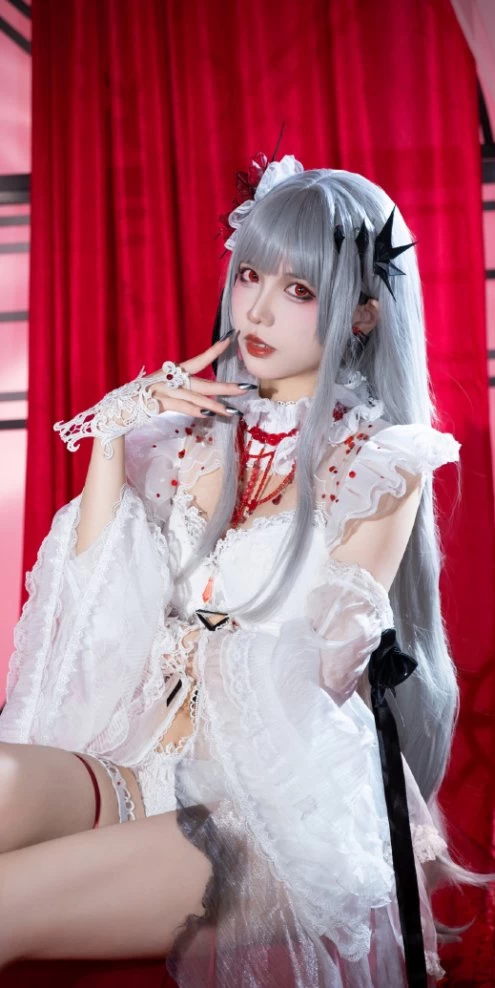 【摄影图册】喜欢这朵花？或者……想看看它是如何被染红？