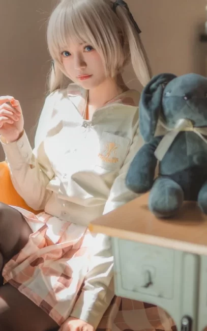 发一下古早穹妹，奈奈真的太可爱啦，阳光好怎么拍都好看