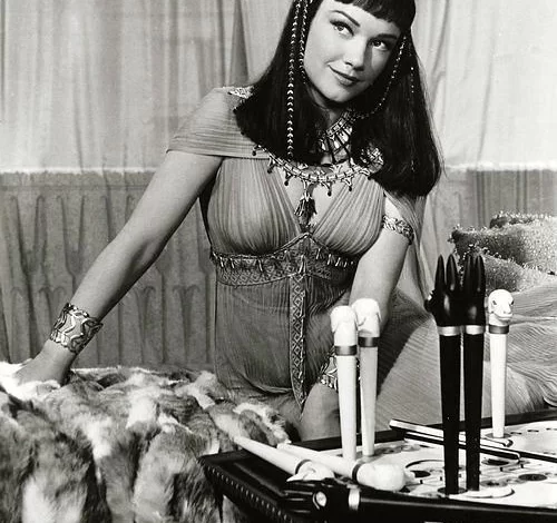 十诫 蓝光原盘下载+高清MKV版 /经典奥斯卡影片 1956 The Ten Commandments 71G