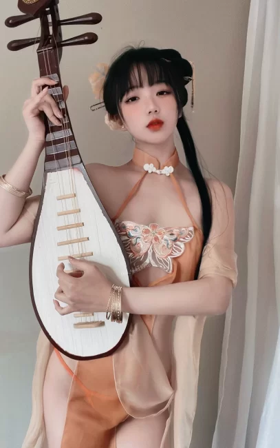 我看见你，却试图不去看你 你来到我眼前，我却闭上了眼睛@没睡醒的馅子