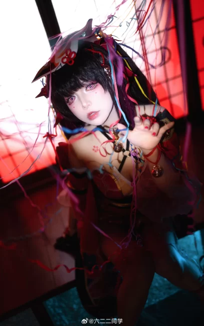 COSPLAY 花火 在舞台下我是谁不重要 观众只需要知道当登上舞台时才是「花火」@六二二同学