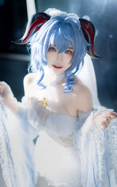 cosplay 可以和我结婚吗～旅行者？ 原神@冉冉不甜v