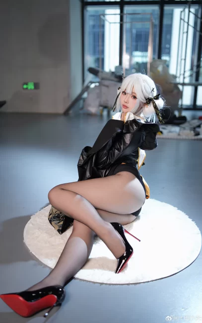 cosplay 你们的十四营业啦！nikke:胜利女神 布兰儿@十四小天使
