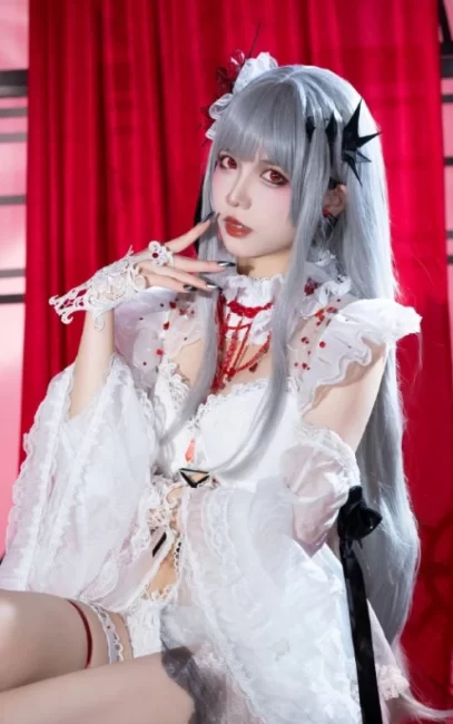 【摄影图册】喜欢这朵花？或者……想看看它是如何被染红？