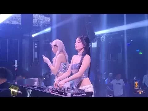 1 Hour | Rose vs Bruno Mars – APT (Dj小王子 LakHouse Remix 2024)